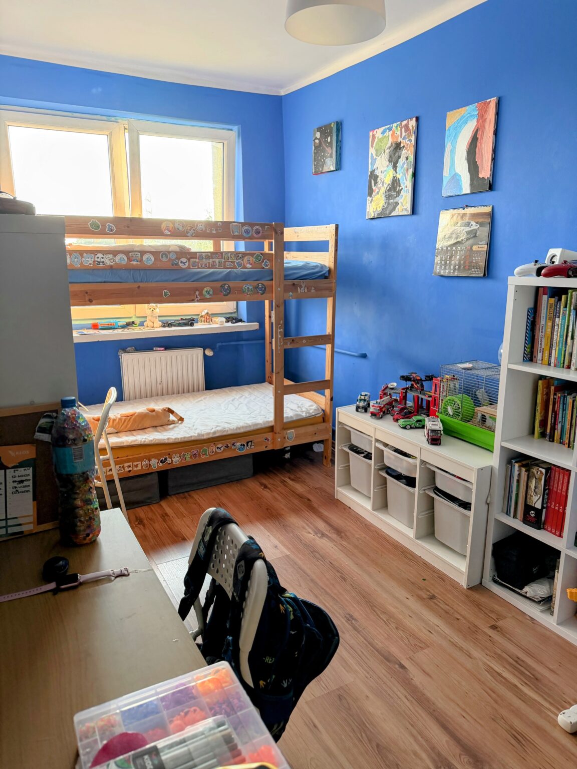 Drugi pokój idealny na pokój dziecięcy lub gabinet.